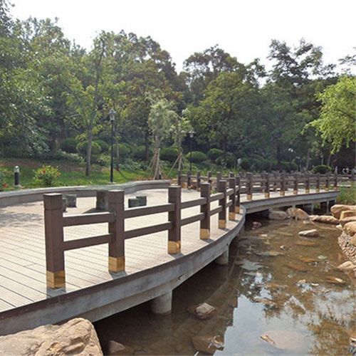 杭州市政公园塑木地板栈道改造施工案例