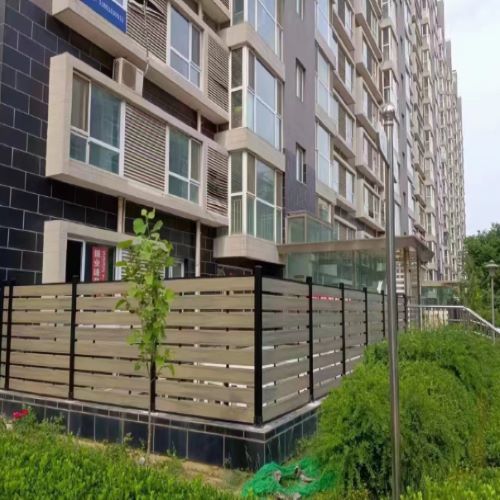 杭州住宅社区木塑围栏安装案例